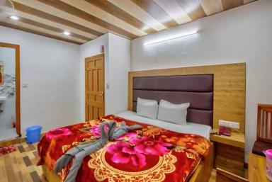 hotel room main image hotel room main image