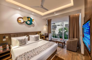 hotel room main image hotel room main image