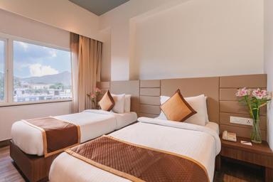 hotel room main image hotel room main image