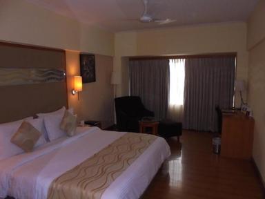 hotel room main image hotel room main image