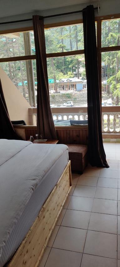 hotel room main image hotel room main image