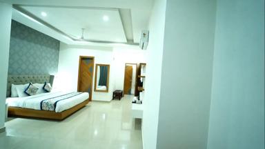 hotel room main image hotel room main image