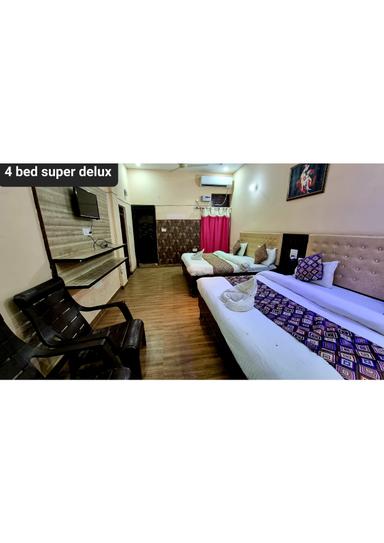 hotel room main image hotel room main image