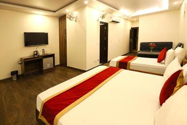 hotel room main image hotel room main image