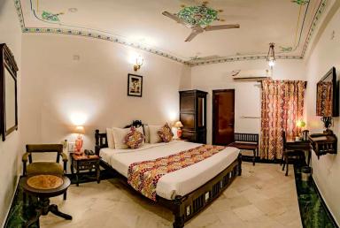 hotel room main image hotel room main image