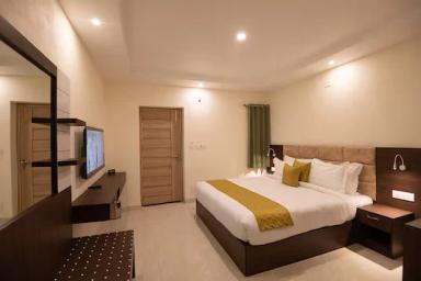 hotel room main image hotel room main image