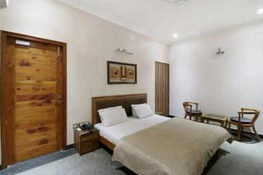 hotel room main image hotel room main image