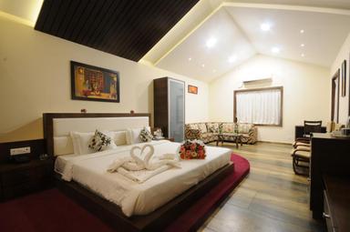 hotel room main image hotel room main image