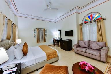 hotel room main image hotel room main image