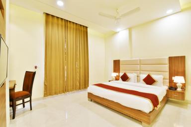 hotel room main image hotel room main image