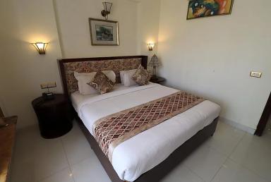 hotel room main image hotel room main image