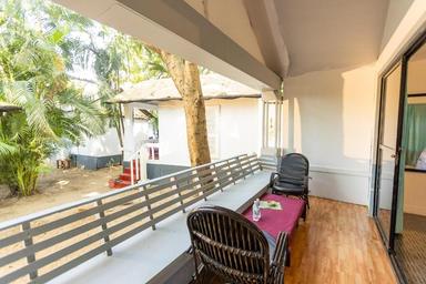 hotel room main image hotel room main image