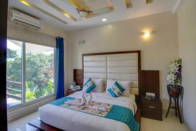 hotel room main image hotel room main image