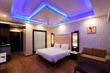 hotel room main image hotel room main image