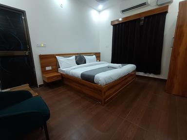 hotel room main image hotel room main image