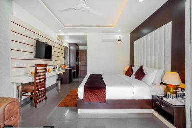 hotel room main image hotel room main image