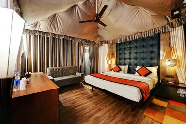 hotel room main image hotel room main image