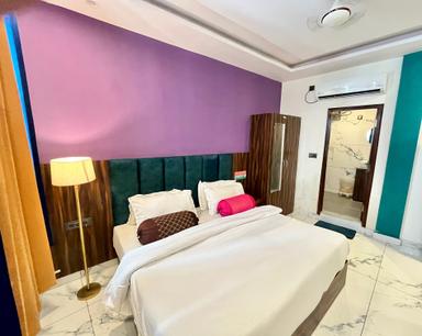 hotel room main image hotel room main image