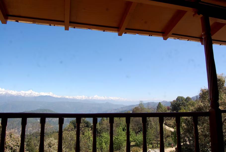 view with greenery at chevron mountain villa in kausani hotel_Image