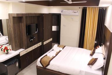 hotel room main image hotel room main image