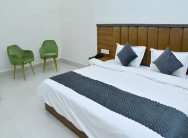 hotel room main image hotel room main image