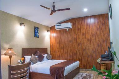 hotel room main image hotel room main image