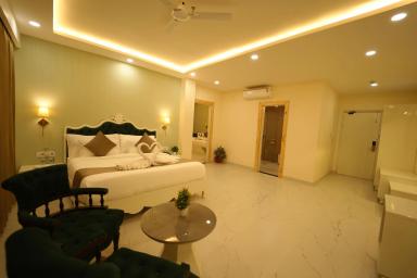 hotel room main image hotel room main image