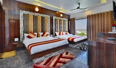 hotel room main image hotel room main image