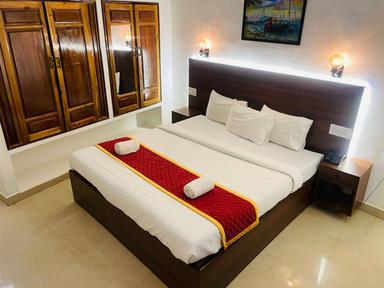 hotel room main image hotel room main image