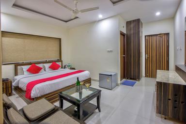 hotel room main image hotel room main image