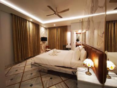 hotel room main image hotel room main image