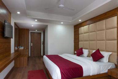 hotel room main image hotel room main image