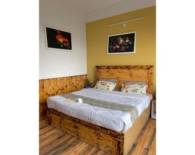 hotel room main image hotel room main image