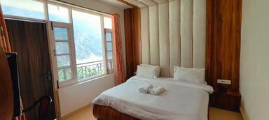 hotel room main image hotel room main image