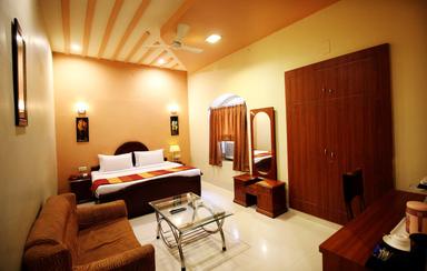 hotel room main image hotel room main image