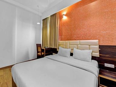 hotel room main image hotel room main image