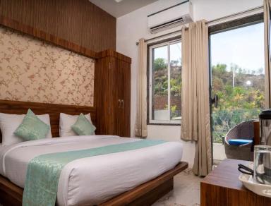 hotel room main image hotel room main image