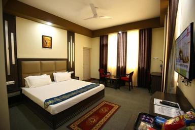 hotel room main image hotel room main image