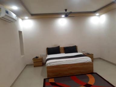 hotel room main image hotel room main image