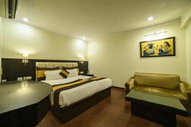 hotel room main image hotel room main image