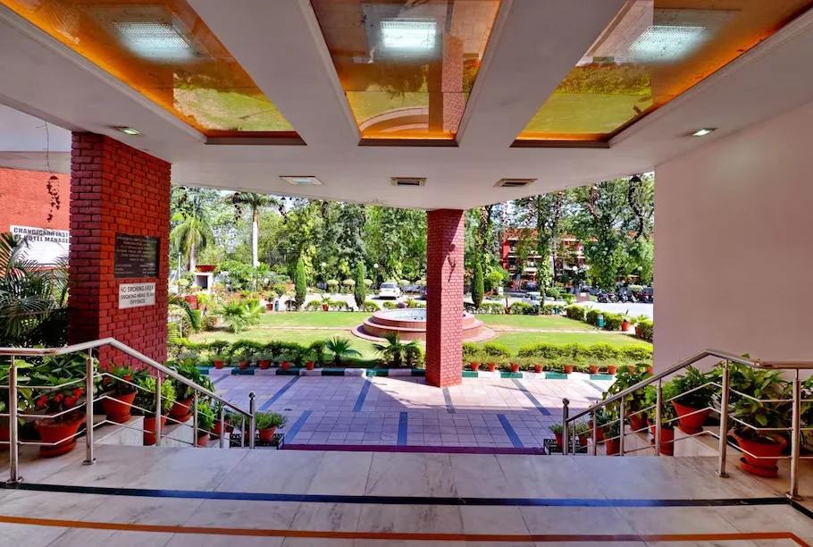 entry at hotel chandigarh beckons in chandigarh hotel_Image