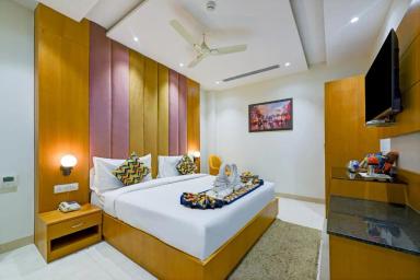 hotel room main image hotel room main image