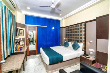 hotel room main image hotel room main image