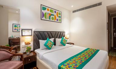 hotel room main image hotel room main image