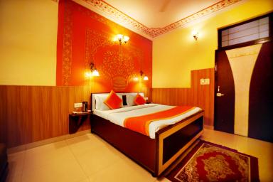 hotel room main image hotel room main image