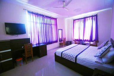 hotel room main image hotel room main image