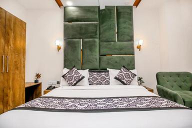 hotel room main image hotel room main image