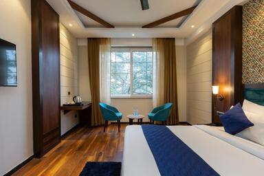 hotel room main image hotel room main image