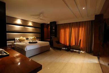 hotel room main image hotel room main image