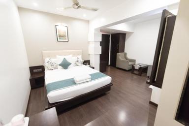 hotel room main image hotel room main image